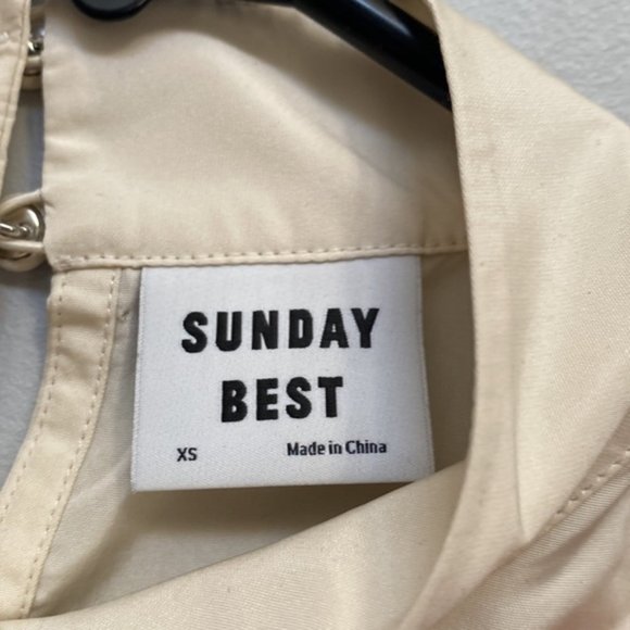 Aritzia Sunday Best Long Sleeve Crop Blouse Size XS - Picture 5 of 7